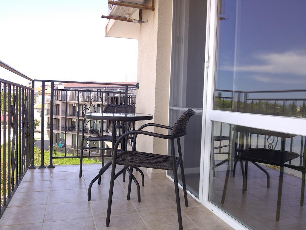 Villa Lazuren Bryag 2 Csernomorec Szoba fotó