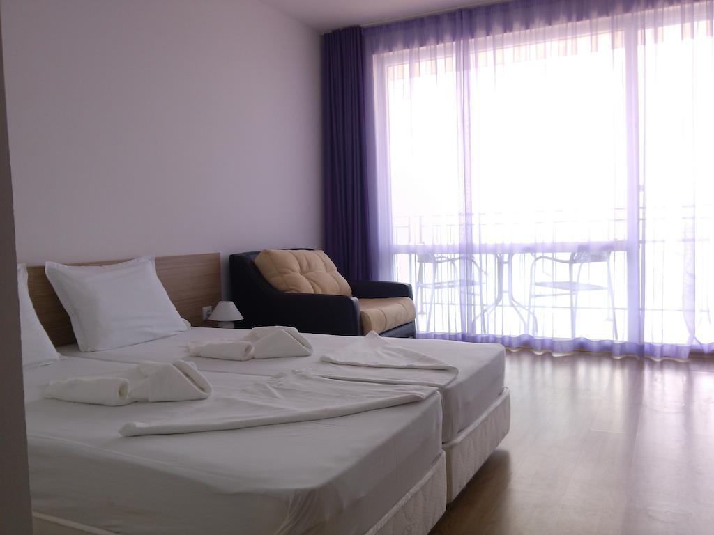 Villa Lazuren Bryag 2 Csernomorec Szoba fotó