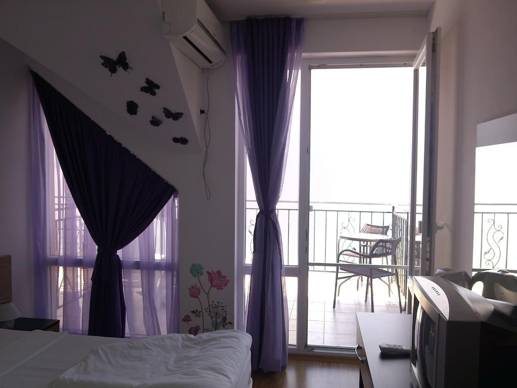 Villa Lazuren Bryag 2 Csernomorec Szoba fotó