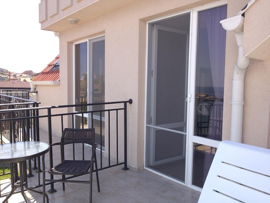Villa Lazuren Bryag 2 Csernomorec Szoba fotó